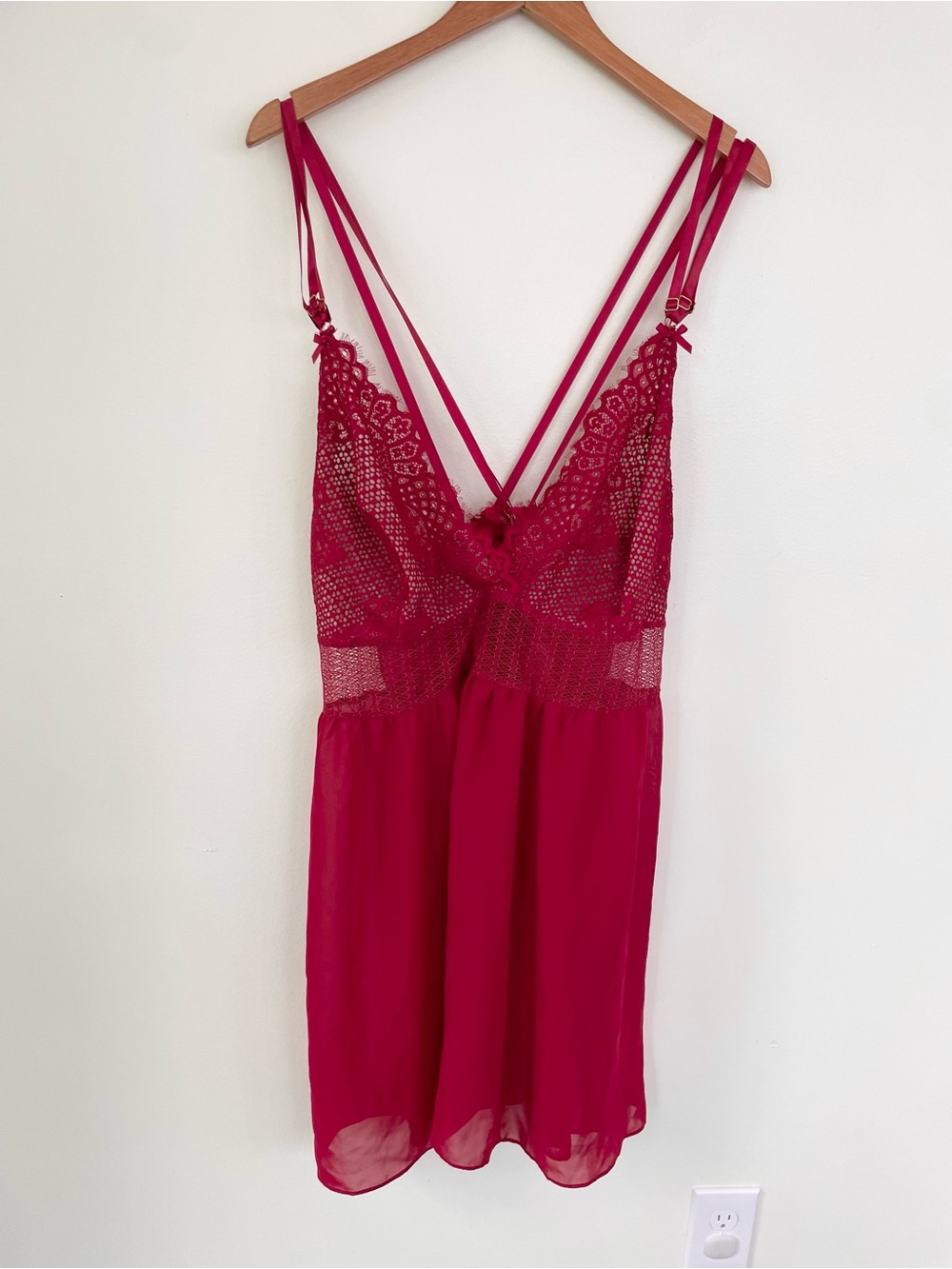 Cacique Strappy Lace Babydoll Chemise Lingerie Dress Sz 26 - 28 Red Cream Vneck